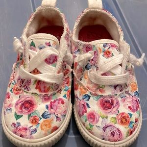 Blowfish Toddler size 7